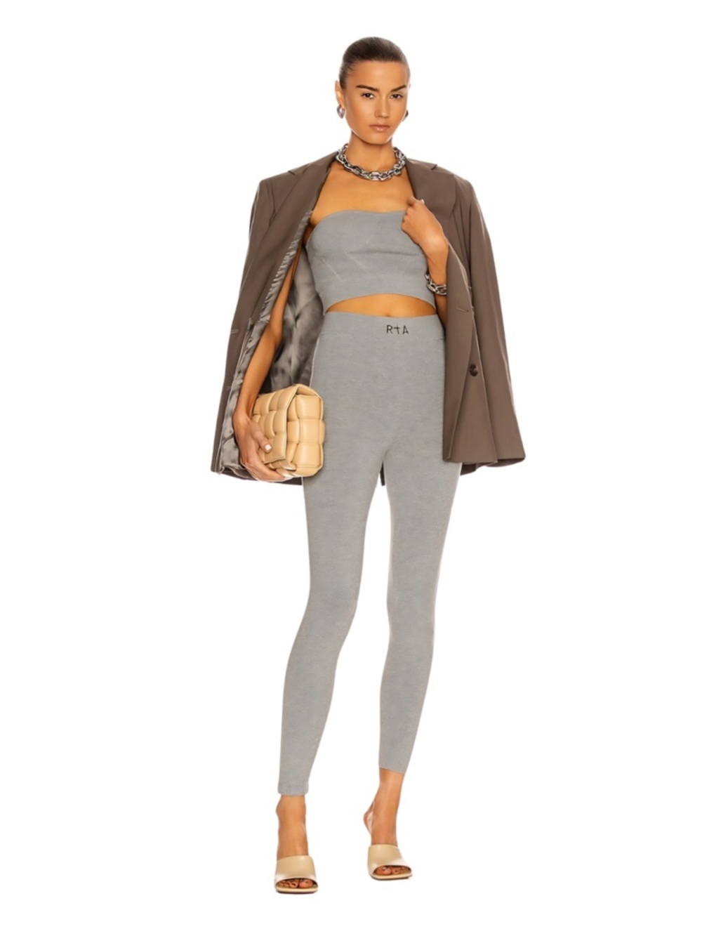 NWT’s 🏷️ RtA RTA
Nour Top in ice Gray 🩶✨🫶